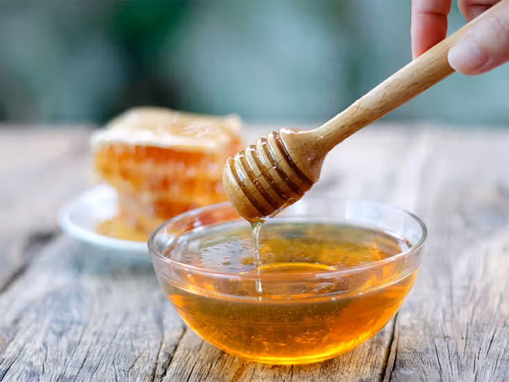 A comprehensive review of the medicinal and nutritional significance of honey in human health